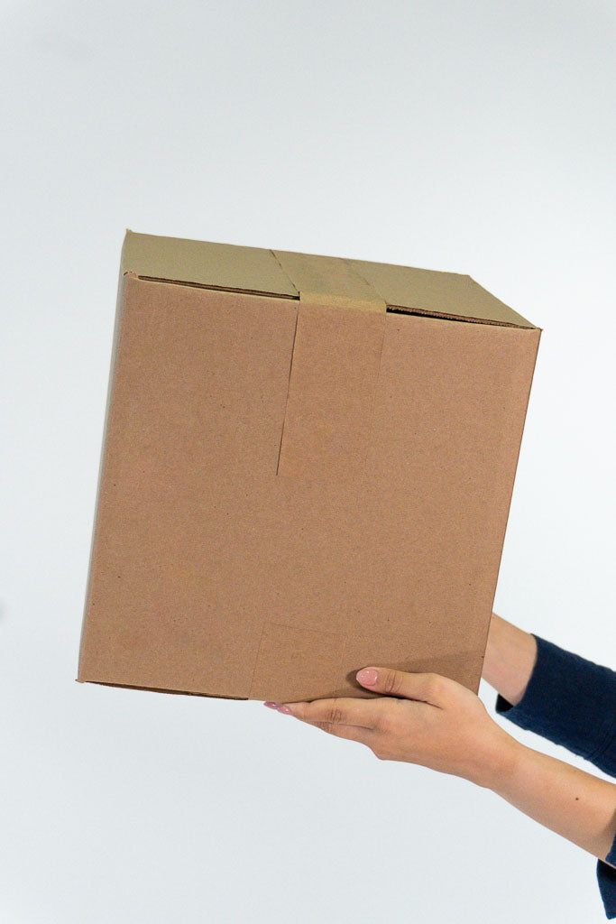 Caja de cartón corrugado 12x12x12"  (30 x 30 x 30 cm) - KIT 25168